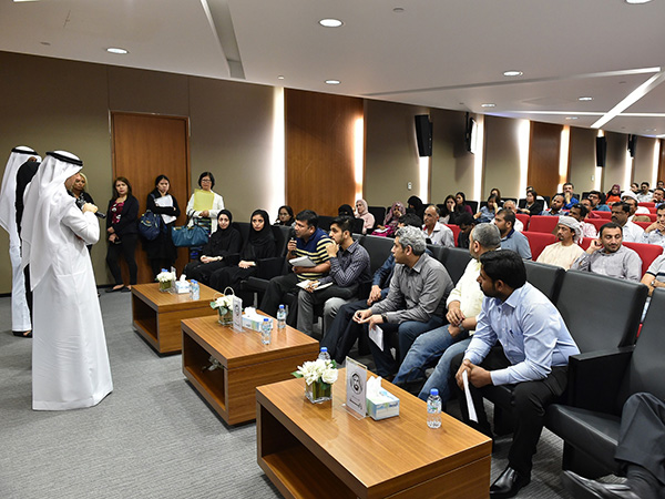 الإثنين انتهاء مهلة إعفاء المتأخرين الملزمين بالتسجيل ل "القيمة المضافة" من بداية 2018 قبل فرض غرامة تأخير 20 ألف درهم